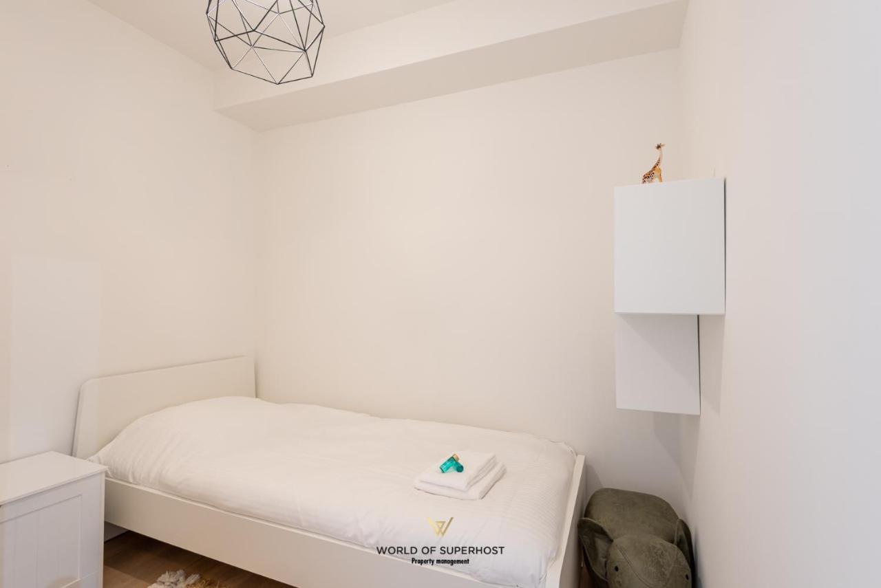 Nice Bright Apartment Near The Sea And The Marina Oostende Exterior foto